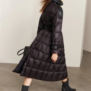AMII Minimalism Down Jacket Women 2022 Winter New Commuter Fashion Belt Design Solid Warm Antistatic Long Clothing Tops 12241180