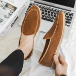 Fashion Men's Classic British Style Loafers Moccasins Men Casual Shoes Suede Leather Mens Light Comfortable Driving Flats