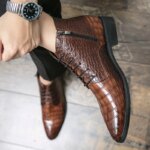 High Quality Low Heeled Lace Up Brown Chelsea Mens Boots Business Leather Men Designer Boots Fashion Casual Pointed Cowboy Boots