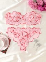 Women's Floral Lace Lingerie Set - Sexy Underwire Bandeau Bra & Scallop Thong, Breathable Comfort for Daily Wear All Seasons