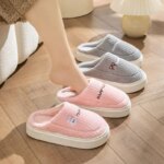 Cotton Slippers for Women Suitable for Home Use Indoor Anti Slip Confinement Shoes Thick Soled Warm for Couples Men Slippers