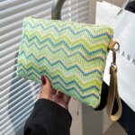Ladies Clutch Coin Purse Colourful Hand-woven Straw Bag Handmade Vintage Casual Portable Elegant Simple Exquisite for Shopping