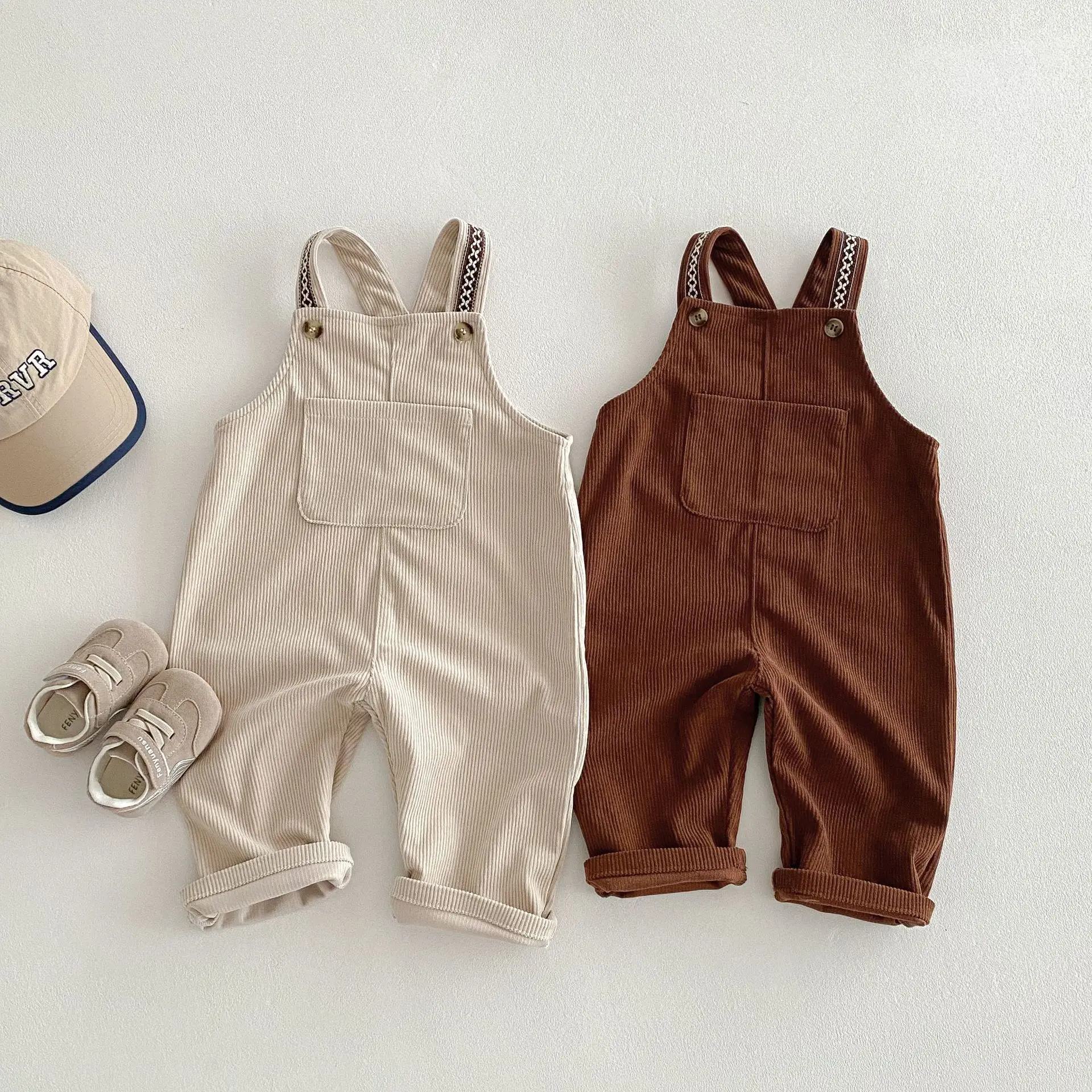 2025 Spring New Children Loose Corduroy Overalls Baby Girls Solid Casual Pants Boys Comfortable Strap Trousers Kids Clothes