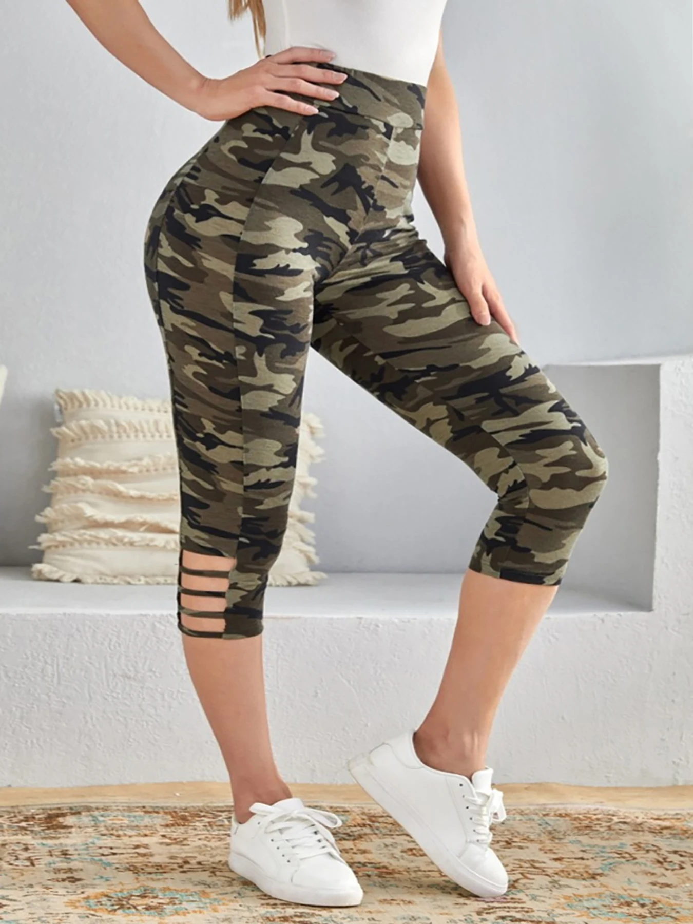 Plus Size Women's Camo Capri Leggings with Side Stripe Cutouts Stylish High Elasticity Knit Sporty Fashionable Casual Pants