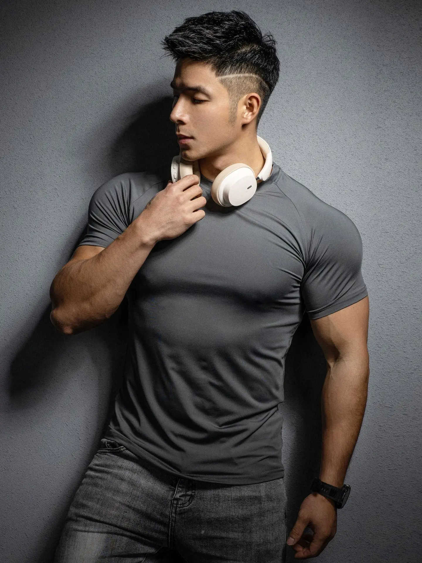 2024 New men's T-shirt Sports leisure running gym exercise training elastic quick drying short sleeve T-shirt men's top - Image 5
